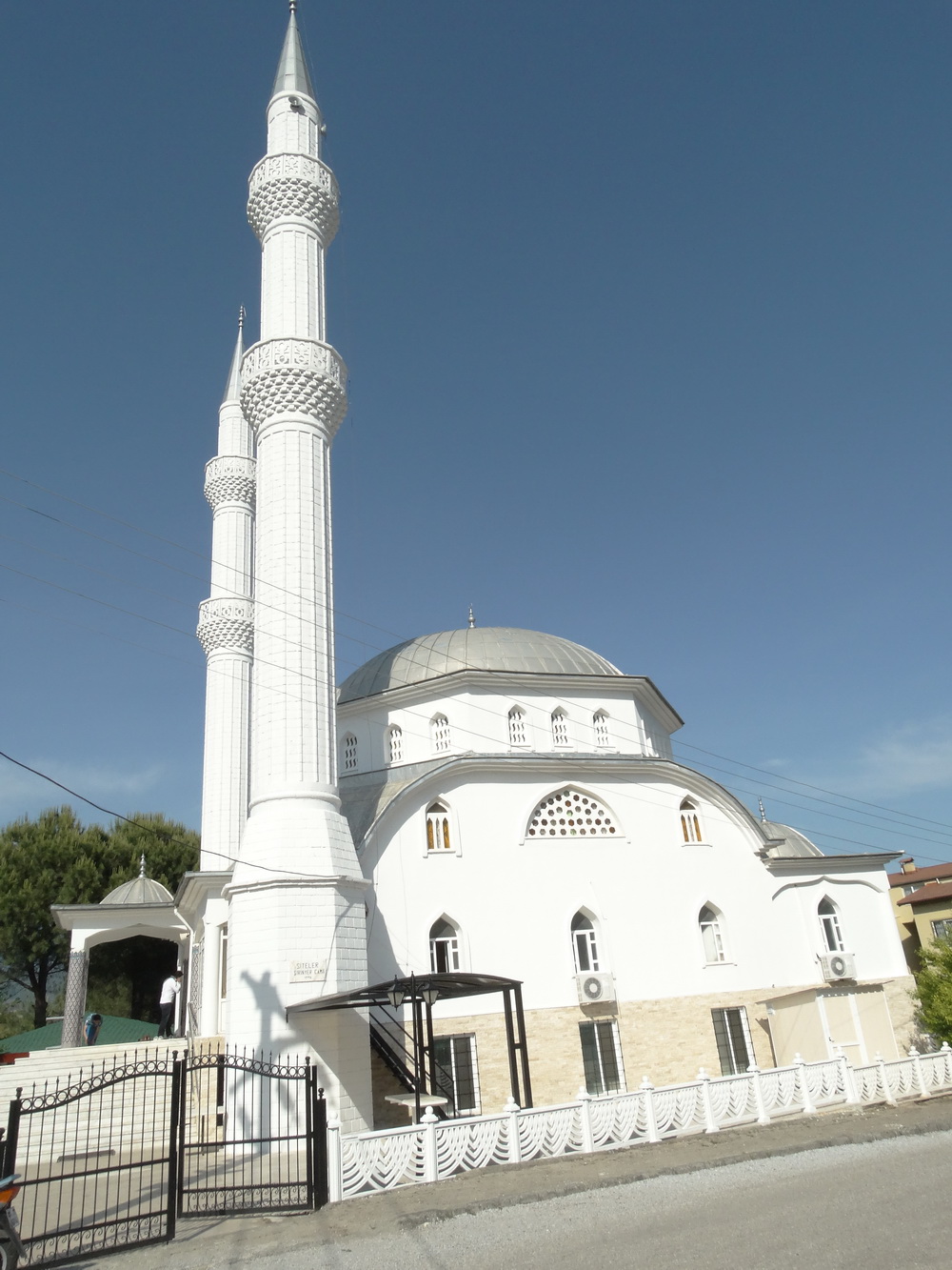 Мечеть в Мармарисе SITELER SIRINYER CAMII 1994